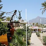 Appartement By Riva - Incredible, Stylish 2 Bedroom In Puerto Banus Gardens *