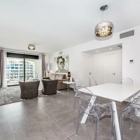 By Riva - Incredible, Stylish 2 Bedroom In Puerto Banus Gardens Apartmán Marbella