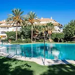 By Riva - Incredible, Stylish 2 Bedroom In Puerto Banus Gardens Μαρμπέλλα