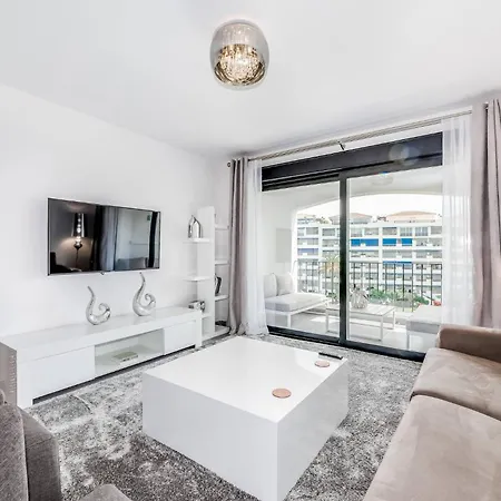 아파트 By Riva - Incredible, Stylish 2 Bedroom In Puerto Banus Gardens 마르베야
