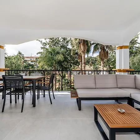Apartment By Riva - Incredible, Stylish 2 Bedroom In Puerto Banus Gardens Marbella
