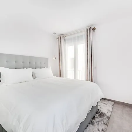 아파트 By Riva - Incredible, Stylish 2 Bedroom In Puerto Banus Gardens *