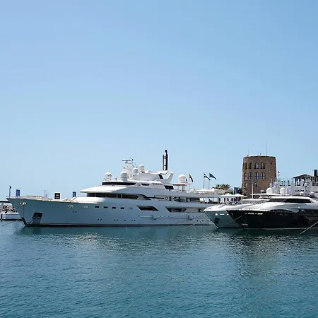 By Riva - Incredible, Stylish 2 Bedroom In Puerto Banus Gardens *