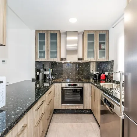 By Riva - Incredible, Stylish 2 Bedroom In Puerto Banus Gardens *