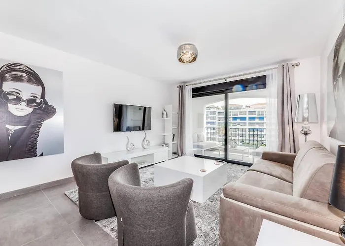 Lejlighed By Riva - Incredible, Stylish 2 Bedroom In Puerto Banus Gardens Marbella