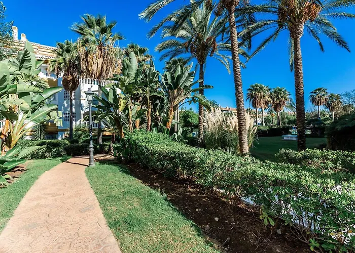 Appartamento By Riva - Incredible, Stylish 2 Bedroom In Puerto Banus Gardens Marbella