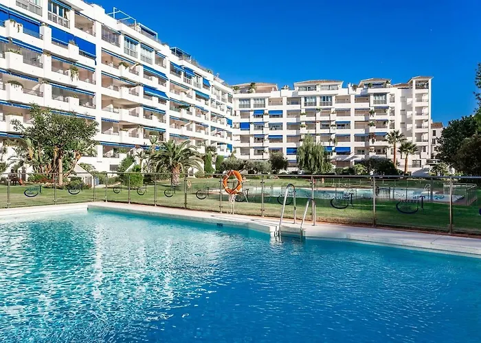 By Riva - Incredible, Stylish 2 Bedroom In Puerto Banus Gardens Apartman Marbella